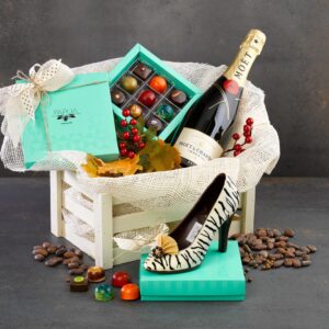 chocolate, christmas, basket of chocolates, chocolates, original gift, gift chocolate, christmas gift, gourmet